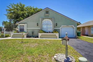9828 Sw 58th Ct, Cooper City