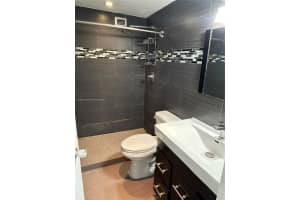 801 Brickell Bay Dr APT 667, Miami, FL 33131, - MLS#A11803705