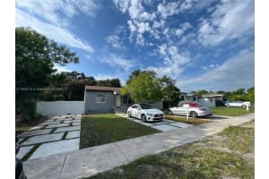 1472 NE 150th St, Miami, FL 33161, - MLS#A11803713