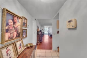 9781 Sunrise Lakes Blvd APT 202, Sunrise, FL 33322, - MLS#A11803852