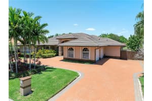 8281 SW 84th Ter, Miami, FL 33143 - MLS#A11803927