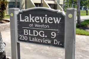 230 Lakeview Dr, Weston, FL 33326, Sold 07/02/25