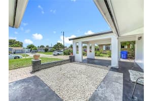 6631 Meade St, Hollywood, FL 33024 - MLS#A11804113