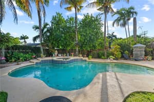 15120 Sw 156th Ave, Miami