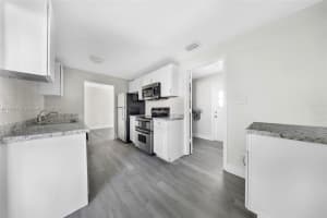 2520 Nw 2nd Dr Pompano Beach, FL 33064 - MLS#A11804155