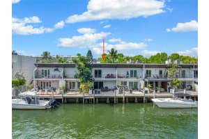 3553 Ne 171st St P, North Miami Beach