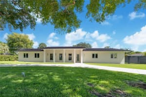 7843 SW 166th St, Palmetto Bay, FL 33157, Sold 07/18/25