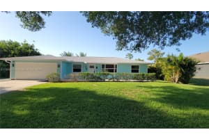 744 Lake Dr, Sebastian, FL 32958, Sold 06/06/25