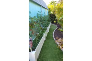 744 Lake Dr, Sebastian, FL 32958, Sold 06/06/25