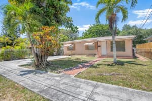 104 SW 7th Ave, Hallandale Beach, FL 33009, Sold 07/02/25