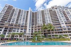 540 Brickell Key Dr 302, Miami