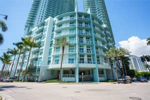 1900 N Bayshore Dr 1918, Miami