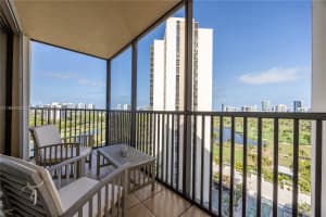 20301 W Country Club Dr APT 1623, Aventura, FL 33180, - MLS#A11804422