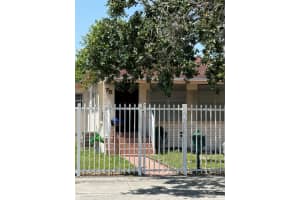 75 E 41st St, Hialeah