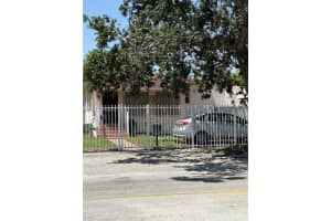 75 E 41st St, Hialeah, FL 33013 - MLS#A11804443