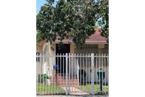 75 E 41st St, Hialeah, FL 33013 - MLS#A11804443