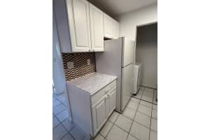 927 Ne 199th St 102 Miami, FL 33179 - MLS#A11804451
