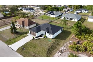 3004 4th St SW, Lehigh Acres, FL 33976, - MLS#A11804552
