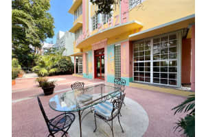 1051 Meridian Ave 1d Miami Beach, FL 33139 - MLS#A11804553