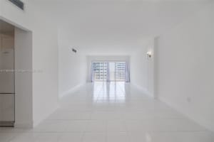 1980 S Ocean Dr APT 18G, Hallandale Beach, FL 33009, - MLS#A11804597