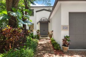 7250 Erwin Rd, Coral Gables, FL 33143 - MLS#A11804601