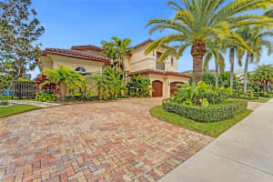 10291 Sweet Bay St Plantation, FL 33324 - MLS#A11804610