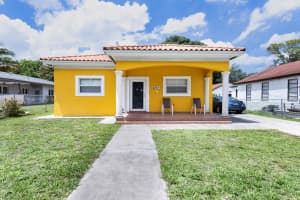 2757 Nw 29th St Miami, FL 33142 - MLS#A11804624