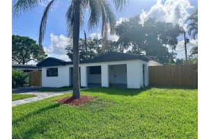 2421 N 56th Terrace, Hollywood, FL 33021, - MLS#A11804656