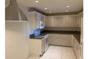 151 Crandon Blvd 524, Key Biscayne