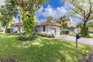603 Misty Oaks Ln, Pompano Beach, FL 33069 - MLS#A11804733