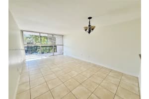 10825 SW 112th Ave APT 302, Miami, FL 33176, - MLS#A11804751