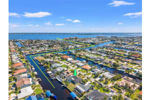 1709 Se 39th St, Cape Coral