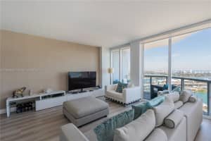 Vizcayne, 244 Biscayne Blvd APT 3703, Miami, FL 33132, Sold 07/30/25