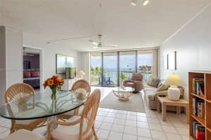 2000 Coco Plum Dr APT 301, Marathon, FL 33050, - MLS#A11804914