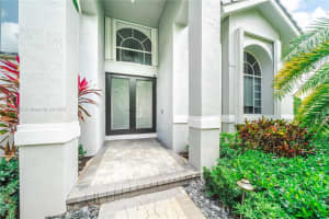 18201 NW 16th St, Pembroke Pines, FL 33029, - MLS#A11804951