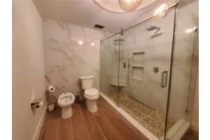 8350 Dundee Ter Miami Lakes, FL 33016 - MLS#A11805023
