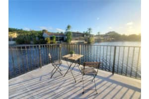 8350 Dundee Ter Miami Lakes, FL 33016 - MLS#A11805023