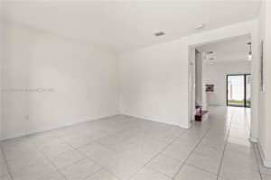 10611 W 33rd Ct Hialeah, FL 33018 - MLS#A11805060