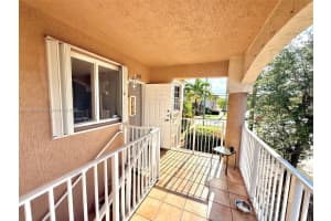 300 E 4th St, Hialeah, FL 33010, Sold 06/25/25