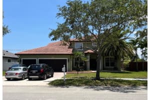 16372 Segovia Cir N, Pembroke Pines
