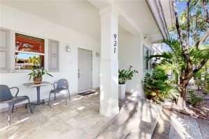 931 Sw 11th St H-1 Miami, FL 33129 - MLS#A11805180