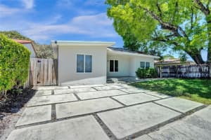 1313 NE 15th Ave, Fort Lauderdale, FL 33304, - MLS#A11805189