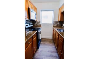 8132 Harding Ave APT 10, Miami Beach, FL 33141, - MLS#A11805230