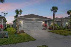 503 Cherimoya St, Fort Pierce