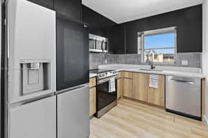 7765 Sw 86th St F2-412, Miami