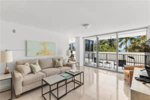 2655 Collins Ave 411, Miami Beach