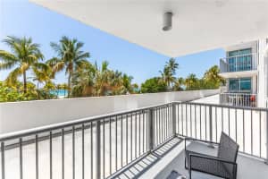 2655 Collins Ave APT 411, Miami Beach, FL 33140, - MLS#A11805321