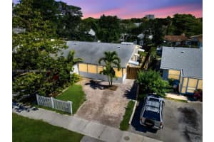 351 Ne 57th Ct, Oakland Park