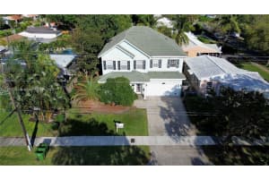 1812 SW 10th Ave, Fort Lauderdale, FL 33315, - MLS#A11805359