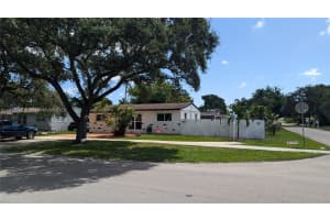 3601 N 72nd Ave Hollywood, FL 33024 - MLS#A11805382